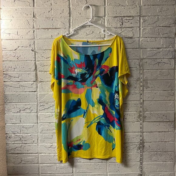 🛍️ Madison Woman Yellow Floral Top - 3X - Bold & Bright - Picture 1 of 9